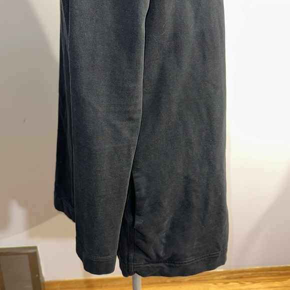 Lululemon Savasana Wrap - Picture 6 of 15